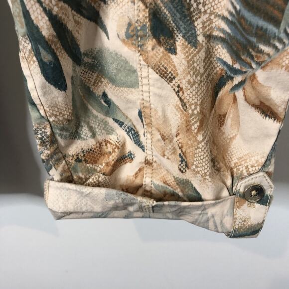 Chico's Women's Palm Patterned Capri Roll-Cuff Stretch Waist Pants 2 (U.S. 12) - Picture 5 of 9